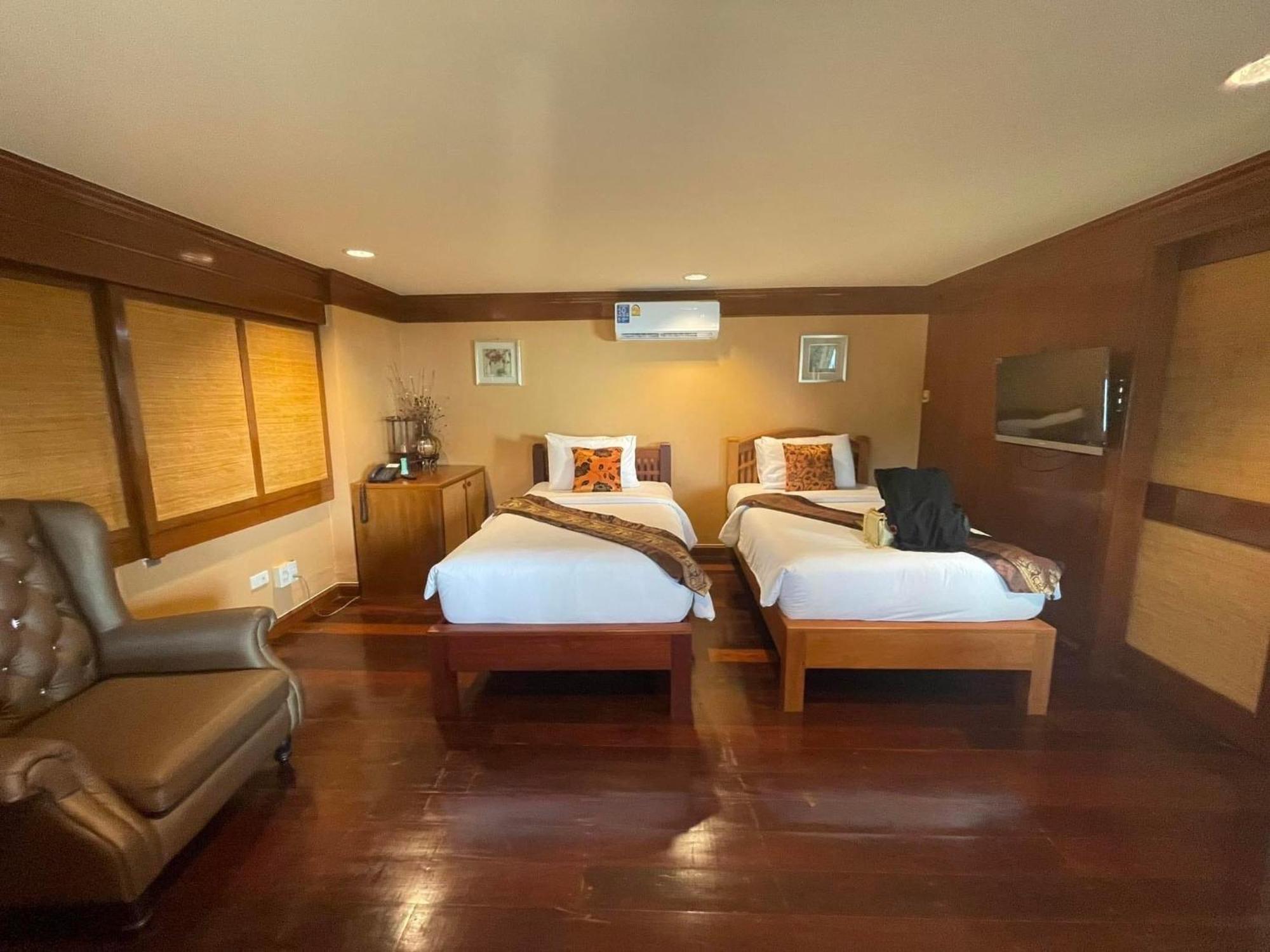 The Aiyapura Koh Chang Exterior photo