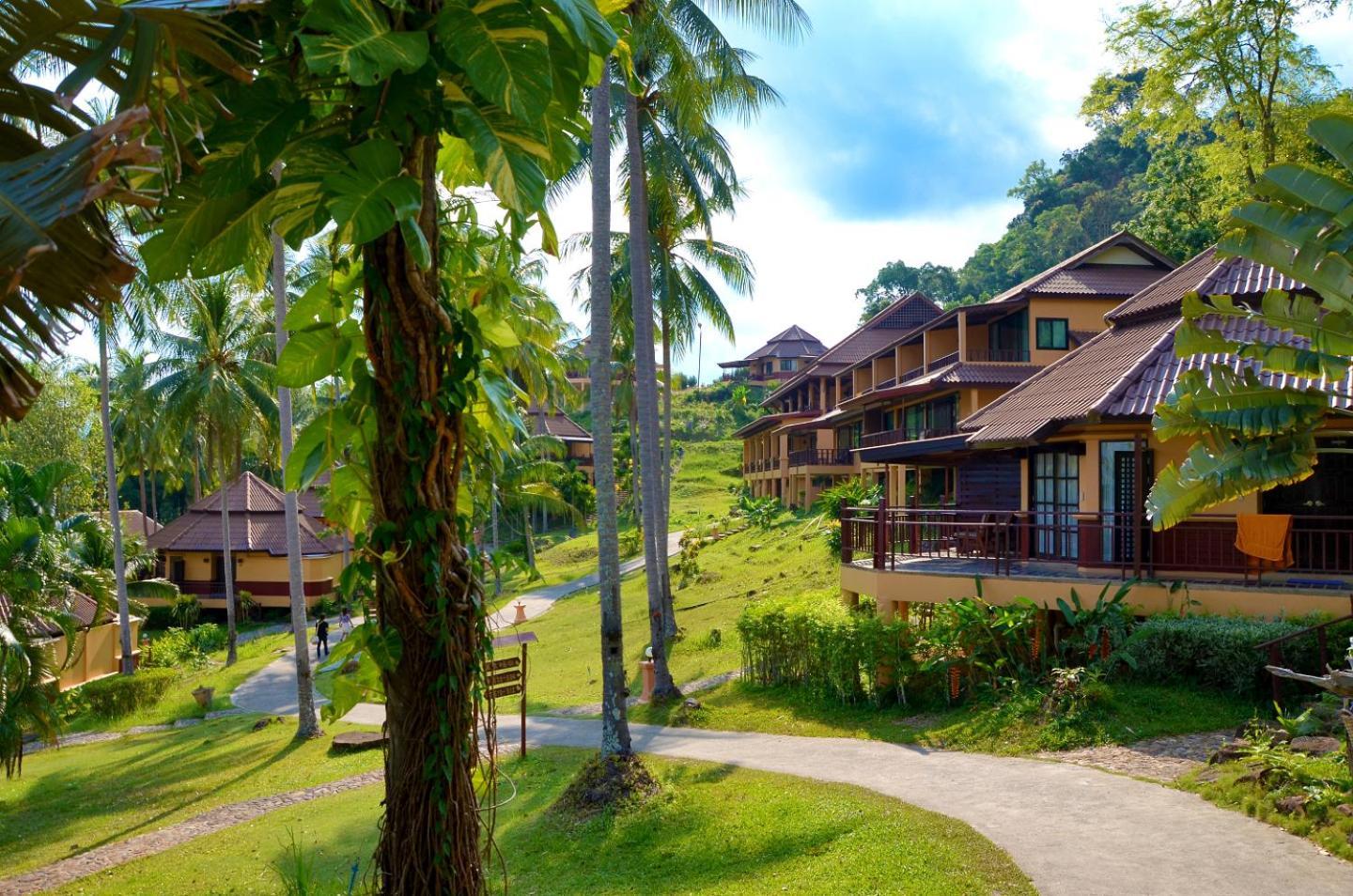 The Aiyapura Koh Chang Exterior photo